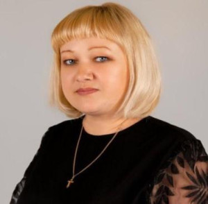 Воспитатель Зверева Юлия Иннокентьевна Воспитатель Зверева Юлия Иннокентьевна